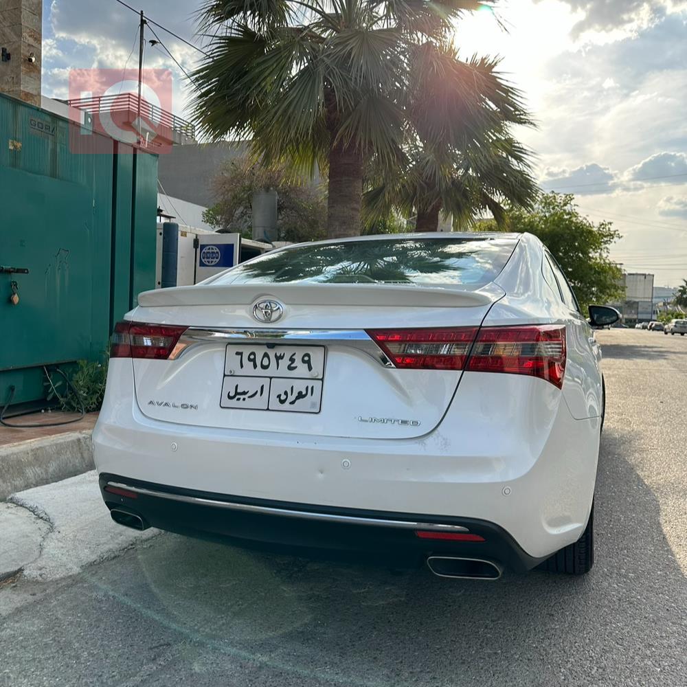 Toyota Avalon